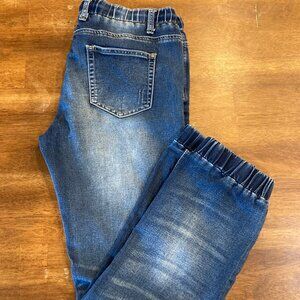 Almost Famous Juniors' Low Rise Distressed Denim Joggers Size XL NWOT!
